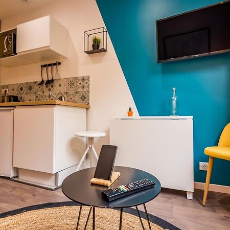 Mon Loft Niortais - Le Scofaアパートメント エクステリア 写真